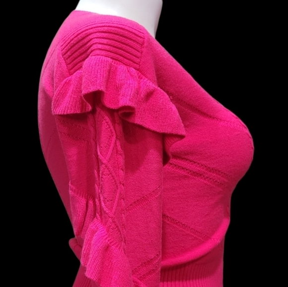 white house black market Crew Neck Pink Sweater W/ Ruffle Details Women's Sz XS - Picture 5 of 13